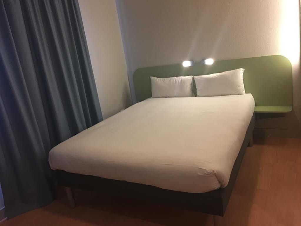 Ibis Budget Bobigny Pantin מראה חיצוני תמונה