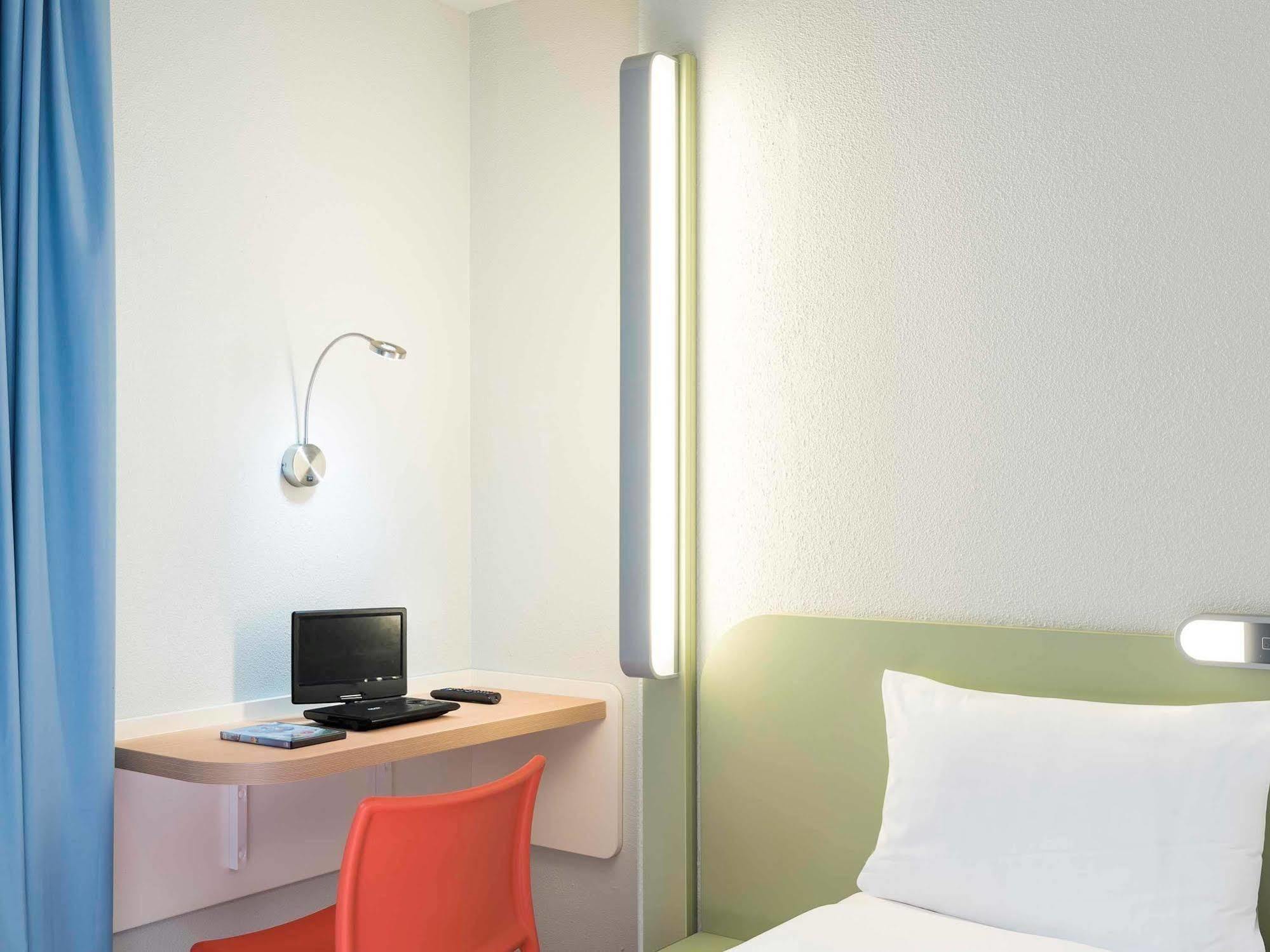 Ibis Budget Bobigny Pantin מראה חיצוני תמונה